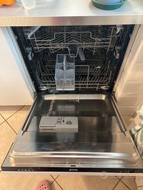 Lavastoviglie SMEG per pezzi di ricambio