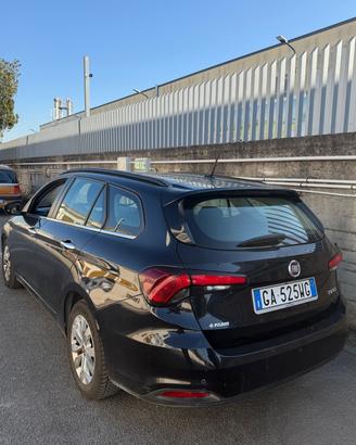 Fiat Tipo 1.6 Mjt S&S 5 porte Lounge