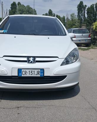 Peugeot 307 1.4 16V 5p. XS neopatentati