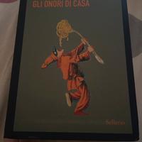 Libro-Gli onori di casa – Alicia GiménezBartlett