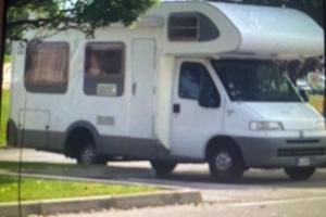 Knau 2.8 J.T.D  6000 anno 2001