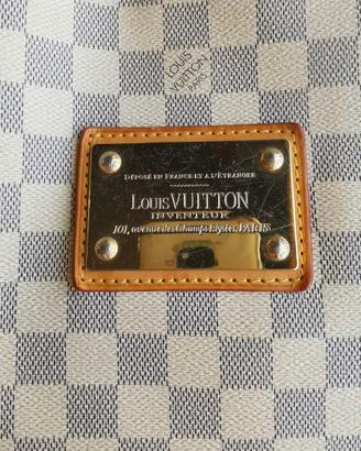 Borsa Louis Vuitton.