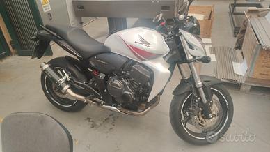 Hornet 600 honda