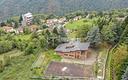 villa-signorile-libera-su-quattro-lati-con-parco