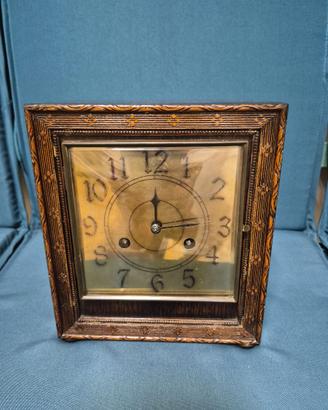 Orologio da camino in legno con carica manuale