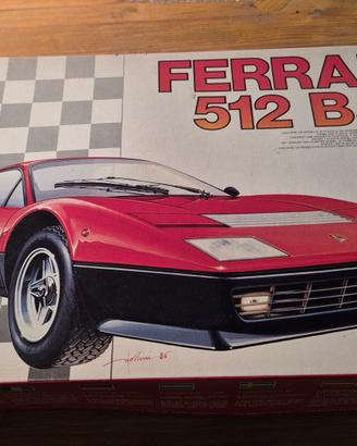 Kit Esci 1:24 Ferrari 512 BB