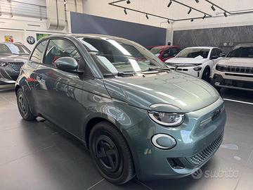 FIAT 500e Berlina 42 kWh GIORGIO ARMANI