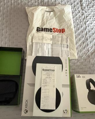 xbox serie s 512 gb + 2 controller + cuffie xbox