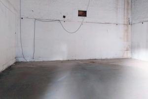 locale C2 deposito magazzino 110 mq altezza 6.75mt