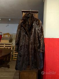 Pelliccia visone marrone