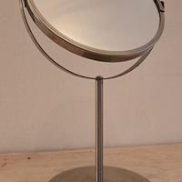 Specchio ingranditore bifacciale