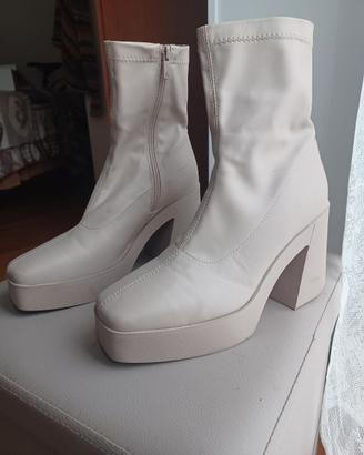 Stiletto in ecopelle Primadonna n 39