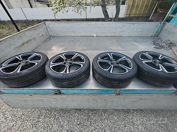 gomme con cerchi opel corsa f
