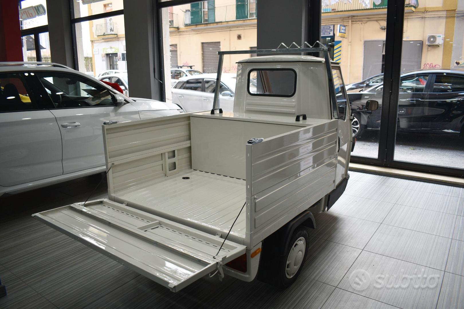 Subito CM CARS Piaggio Ape 50 Cassone Alto +Accessori unici