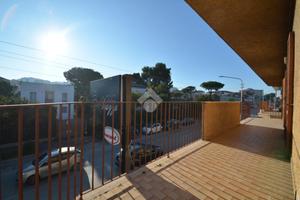 Ampio quadrilocale con sottotetto