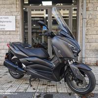 Yamaha X-Max 300