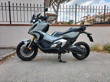 Honda x adv 750