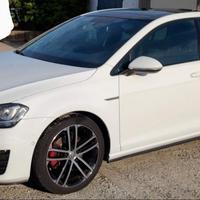 Golf 7 GTD Sport&Sound Motore rifatto con 90000km