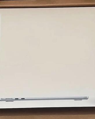 macbook air 13” chip m5 NUOVO CON FATTURA