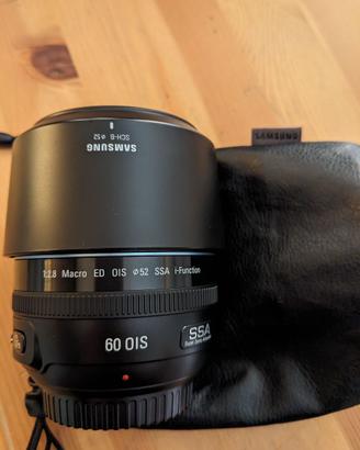 Obiettivo Samsung nero 60mm Macro NX Mount perfett