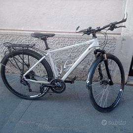 Bici Cube trekking Nature Pro