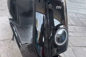 Scooter electrica niu niq gts 125