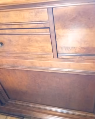 Credenza in legno