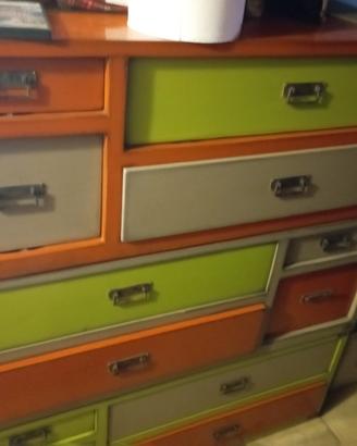 cassettiere colorate