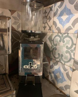 Macchina da caffè La San Marco a 4 gruppi