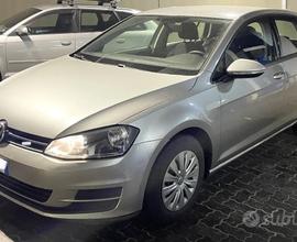 Volkswagen Golf 1.6 TDI DSG 5p. Comfortline BlueMo