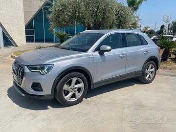 Audi Q3 35 2.0 tdi Business Advanced