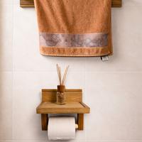 porta asciugamani e porta carta igienica 