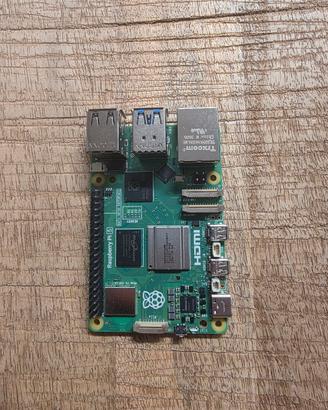 raspberry Pi 5 8GB quad core