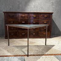 Tavolino ad angolo da salotto triangolare