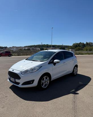 Ford Fiesta 1.4 5 porte Bz.- GPL Black & White Edi