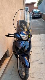 sh 125 2011