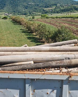 Pali in cemento per vigneto