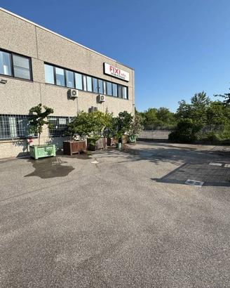 Immobile di 780 m² a Anzola dell'Emilia