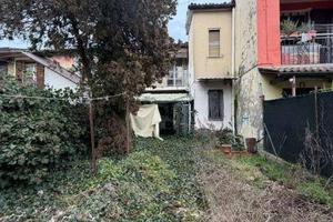 Immobile in asta di 119 m² con 3 locali a Corno Gi