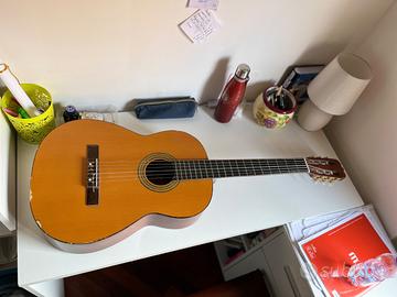 Chitarra classica acustica