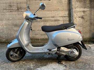 Piaggio Vespa 125 LX - 2006