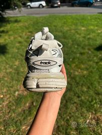 Balenciaga track