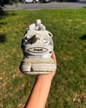 Balenciaga track