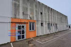 Immobile di 360 m² a Terre del Reno