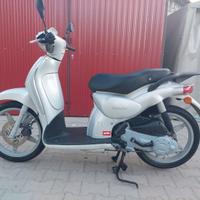 Ricambi Aprilia Scarabeo 100 anno2003 4T 2002-2005