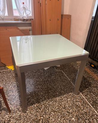Tavolo allungabile da cucina in vetro