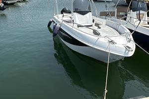 Trimarchi 57s mercury 40 pro