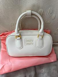 miu miu borsetta