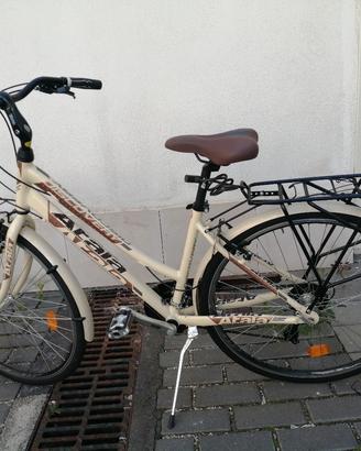 BICICLETTA DA DONNA ELETTRICA 