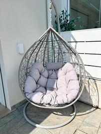 Poltrona sospesa in acciaio